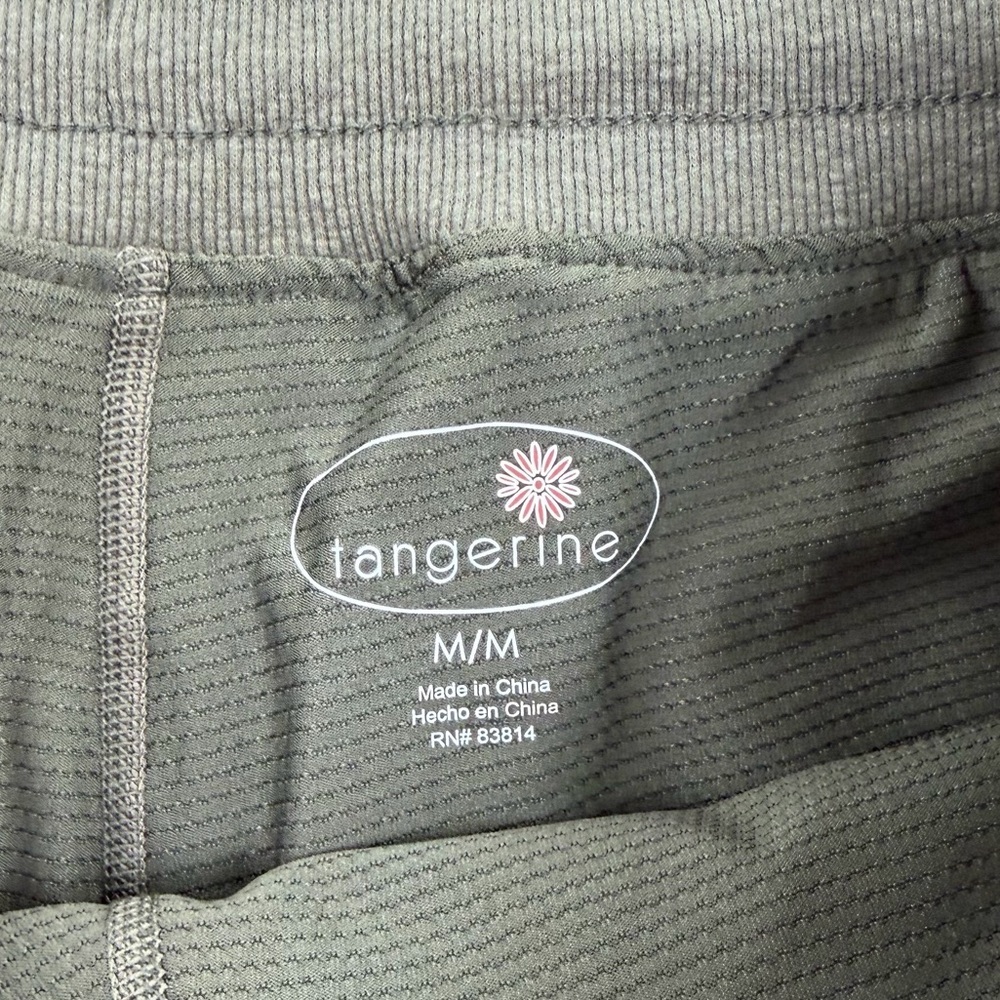 NWT Tangerine Active Cargo Skirt Skort Olive Green Size Medium - Picture 4 of 9